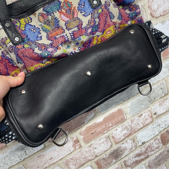 Maria’s Artisan Shop Convertible Day Aztec Bag - Picture 3 of 6